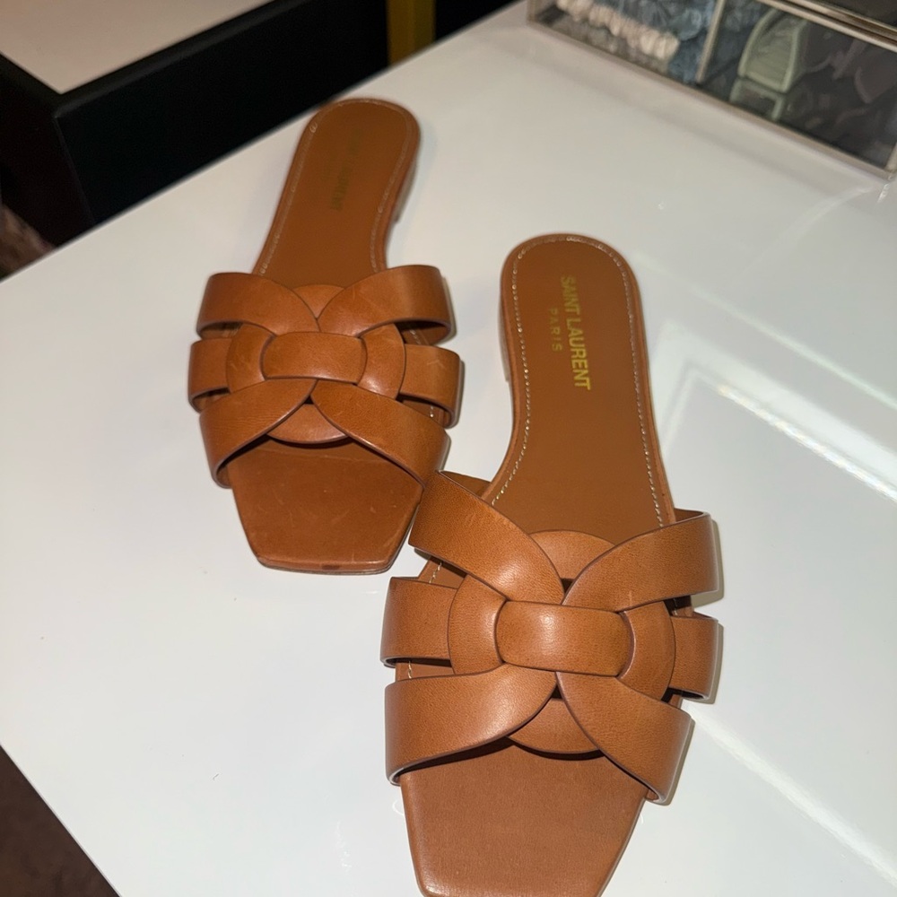 ✨ NWT Authentic Saint Laurent Women's Tan Slide Sandals ✨ - Picture 3 of 7
